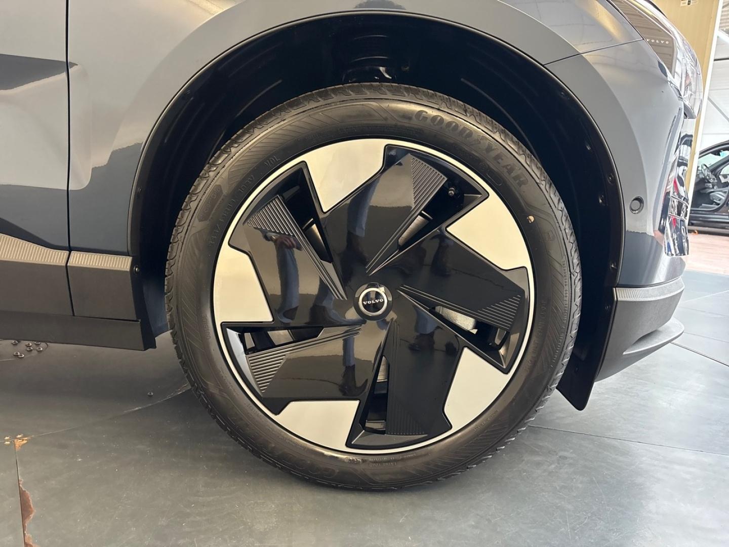 Image VOLVO EX30 P5 Long Range 272ch 69kWh Ultra