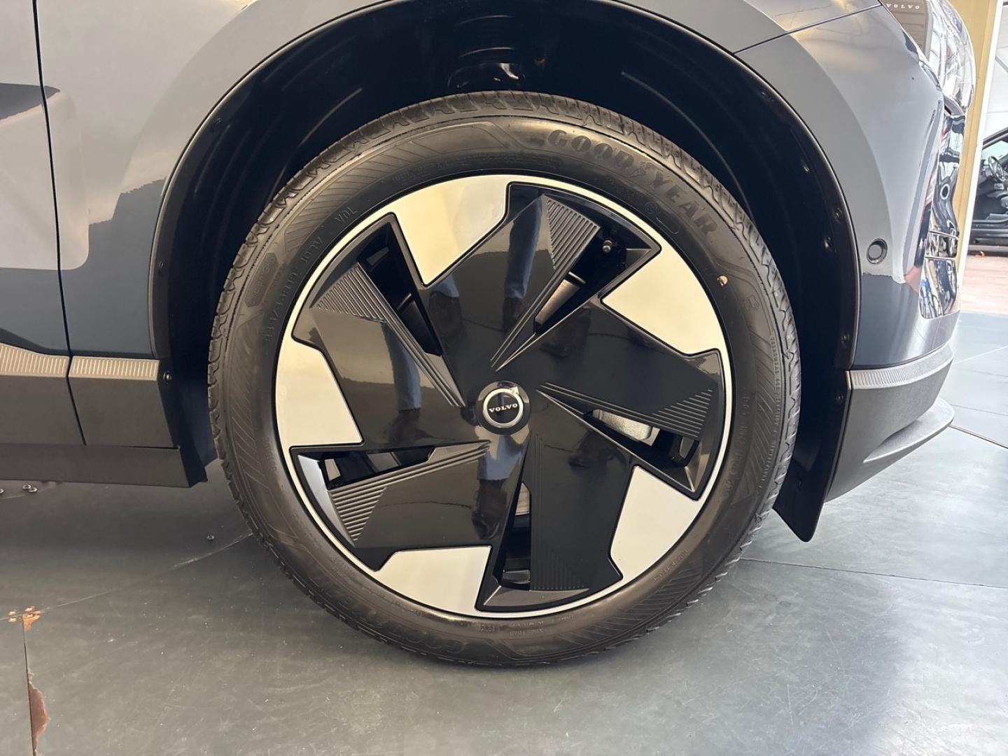 Image VOLVO EX30 P5 Long Range 272ch 69kWh Ultra