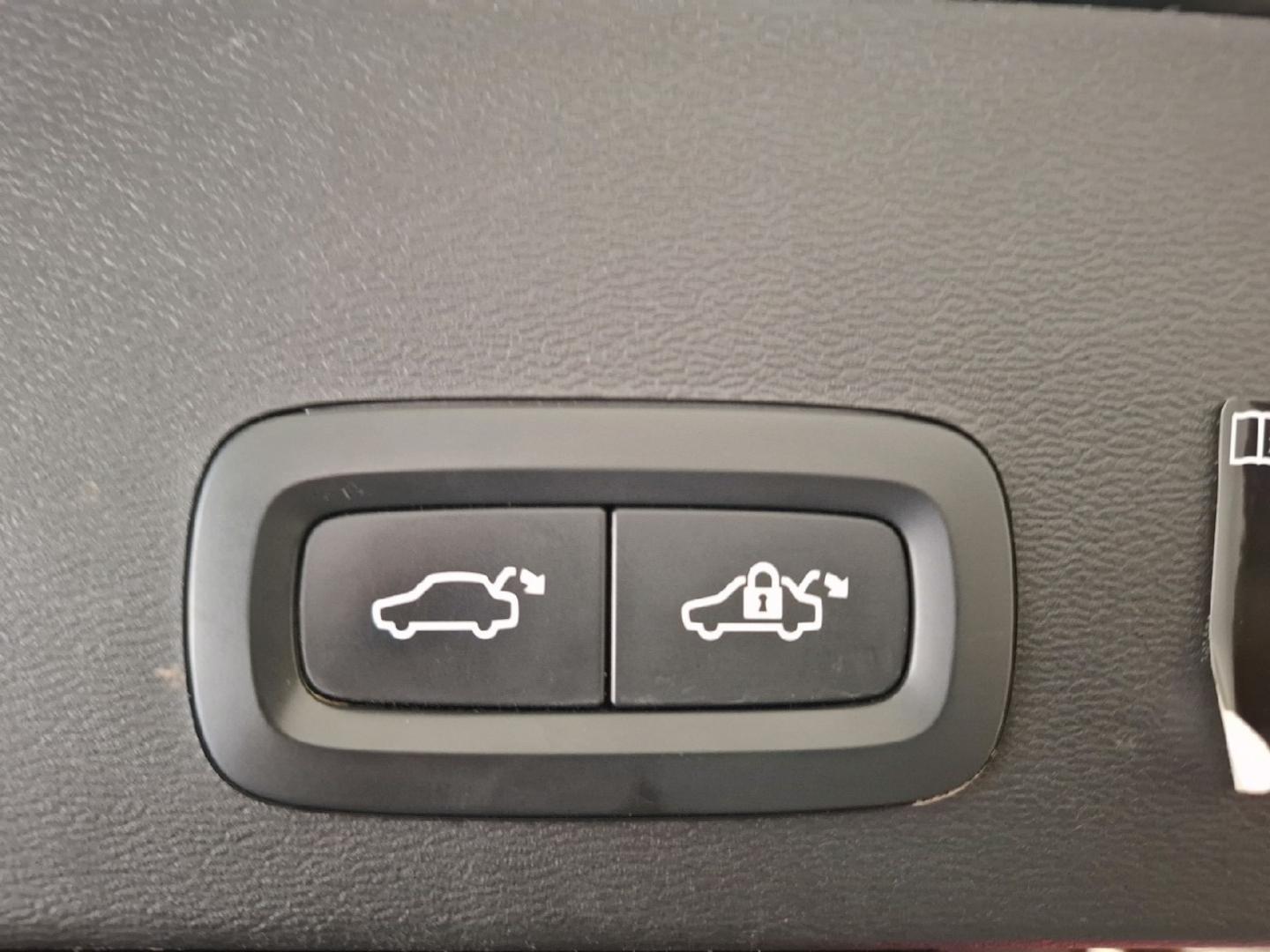 Image VOLVO XC40 T5 Recharge 180 + 82ch Inscription Luxe DCT 7