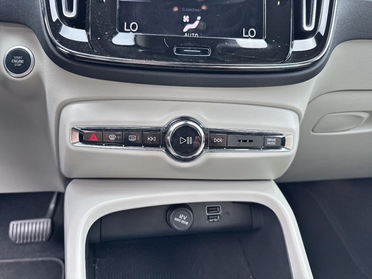 Image VOLVO XC40 B3 163ch Inscription DCT 7