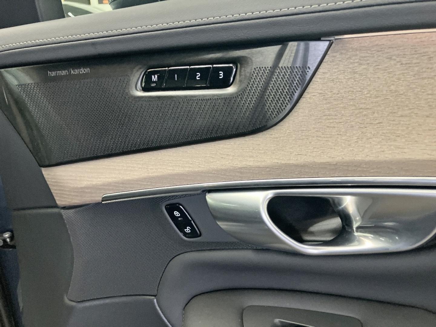 Image VOLVO XC90 T8 AWD 310 + 145ch Ultra Style Dark Geartronic