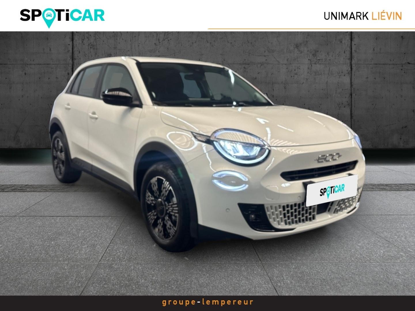 Photo FIAT 600 1.2 Hybrid Turbo 145ch Pop eDCT6 Step 2