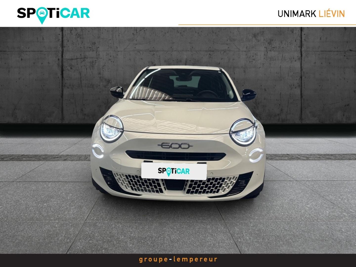 Image FIAT 600 1.2 Hybrid Turbo 145ch Pop eDCT6 Step 2