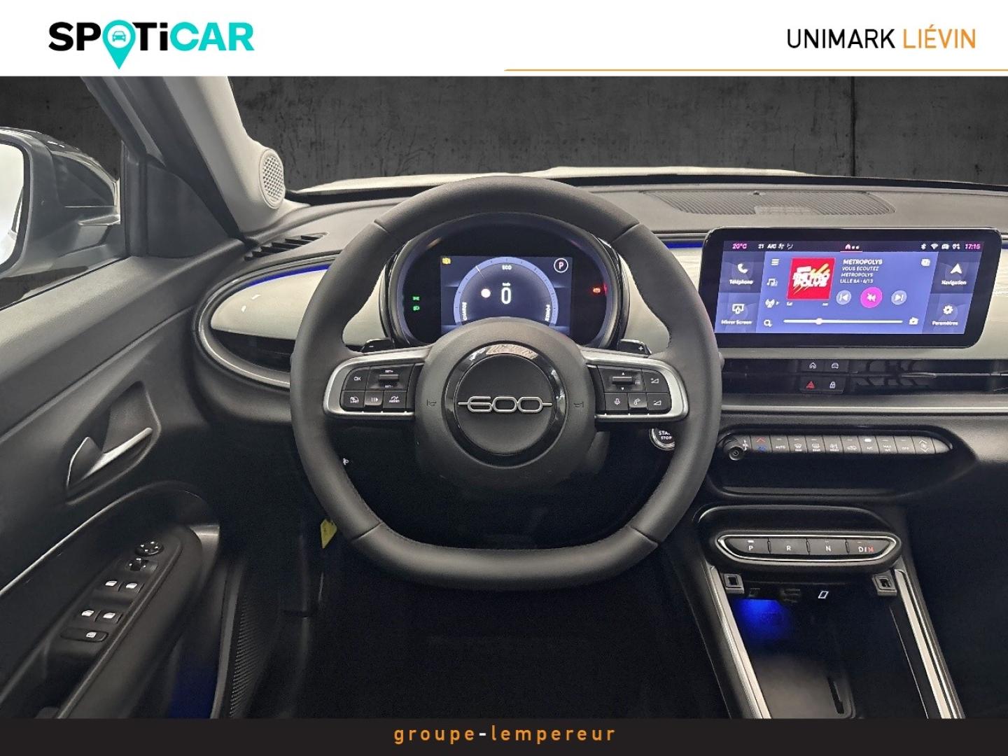 Image FIAT 600 1.2 Hybrid Turbo 145ch Pop eDCT6 Step 2