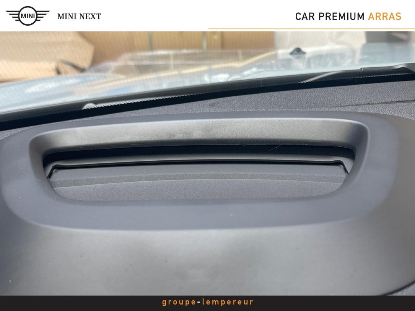 Image MINI Countryman Cooper SE 125ch + 95ch Edition Untamed Plus ALL4 BVA6