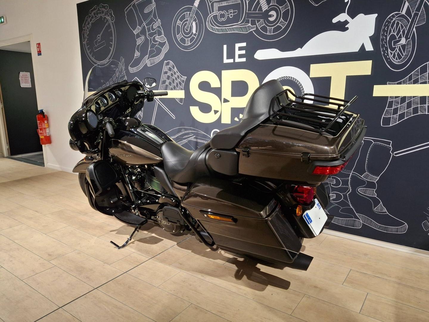 Image HARLEY-DAVIDSON Electra Glide Std Electra Glide 114 LIMITED