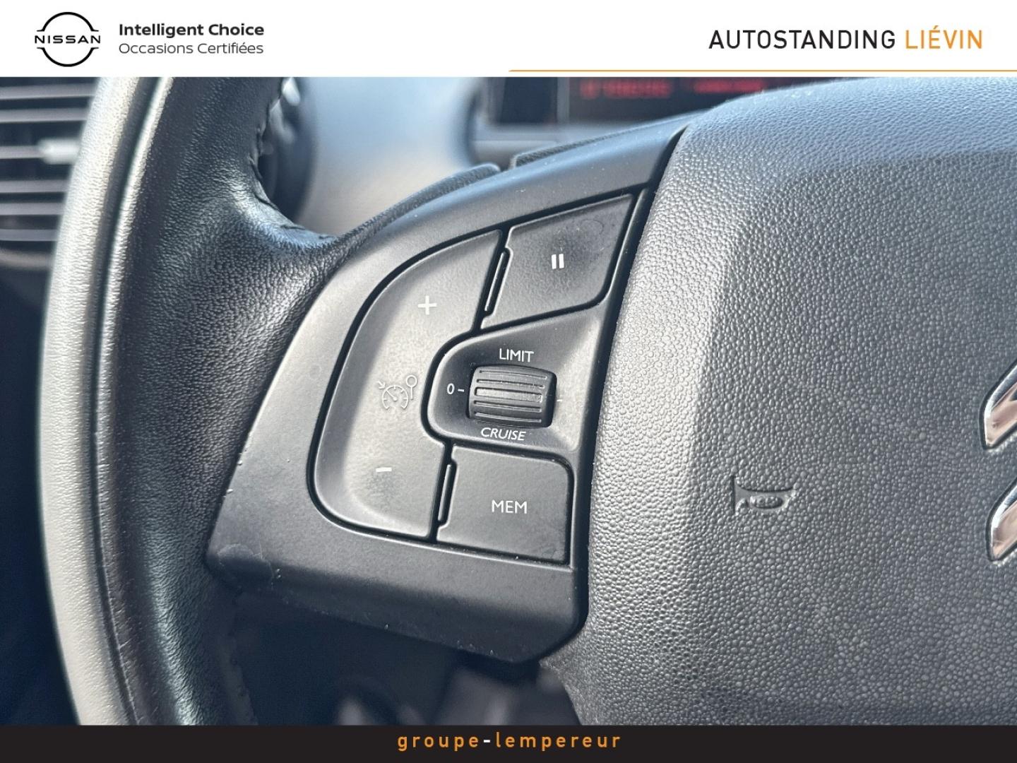 Image CITROEN C4 Cactus BlueHDi 100 Shine
