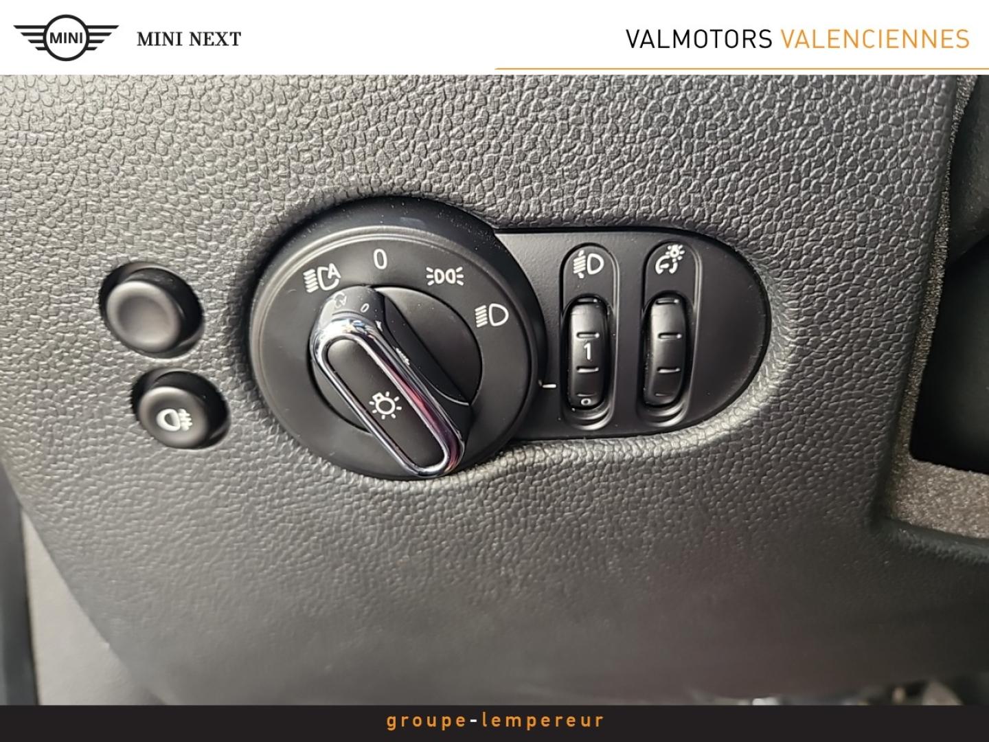 Image MINI Mini 5 Portes Cooper 136ch Edition Camden
