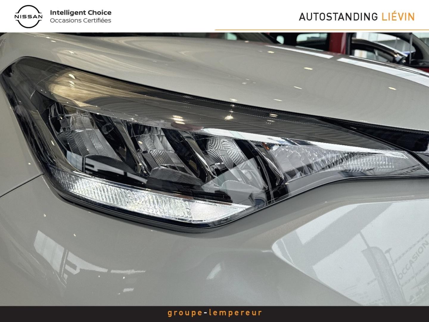 Image TOYOTA C-HR 184h GR-Sport 2WD E-CVT MY22