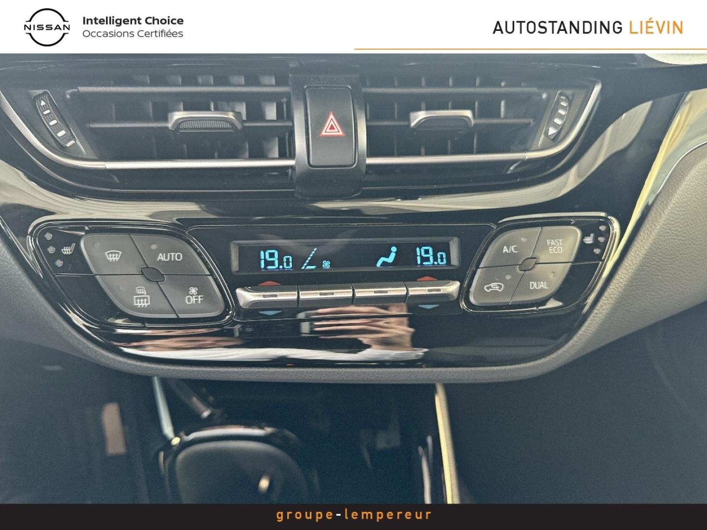 Image TOYOTA C-HR 184h GR-Sport 2WD E-CVT MY22