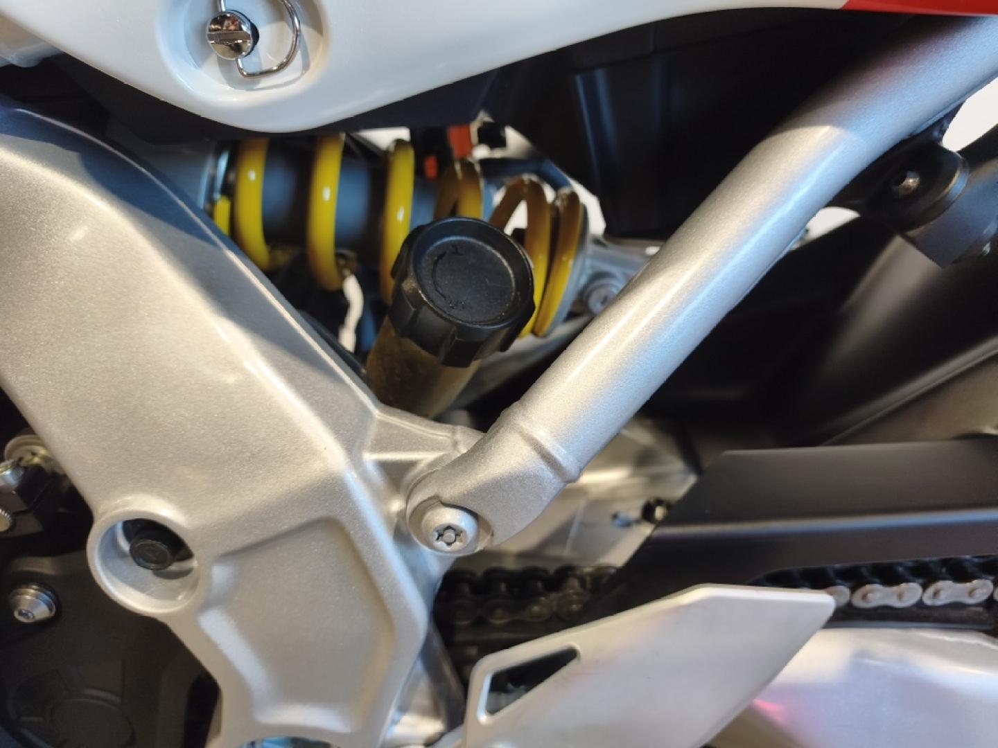 Image YAMAHA XSR XSR 900 2024