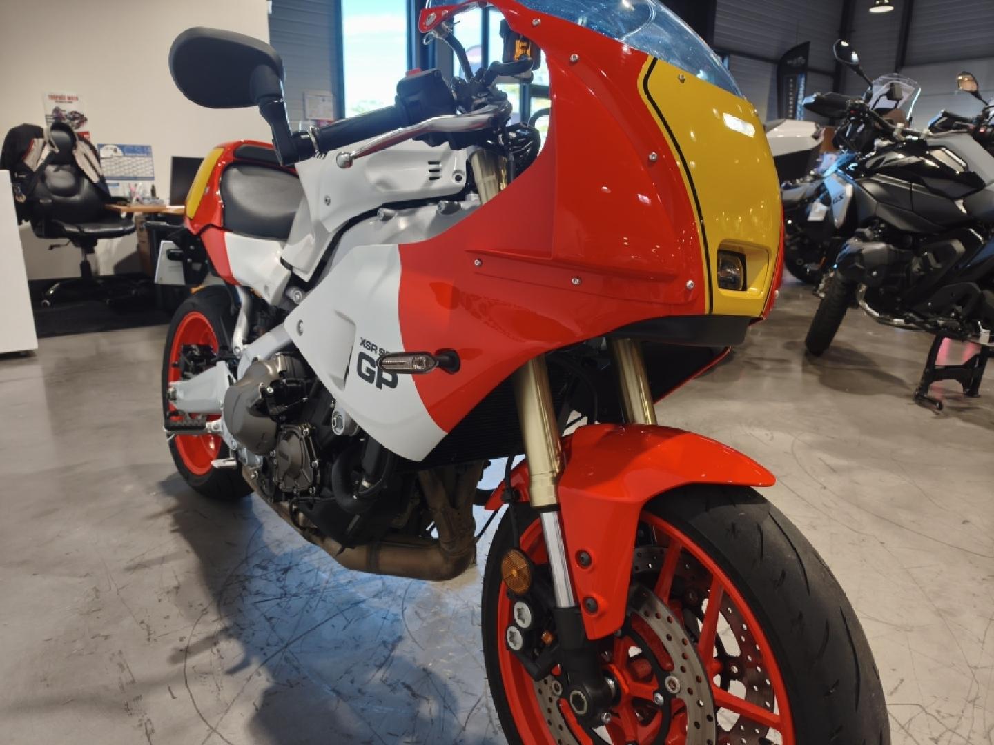 Image YAMAHA XSR XSR 900 2024