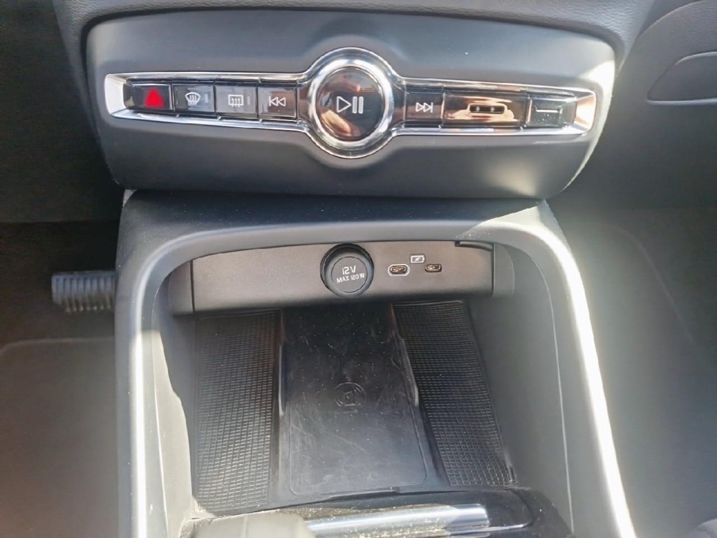 Image VOLVO XC40 B4 197ch Ultimate DCT 7