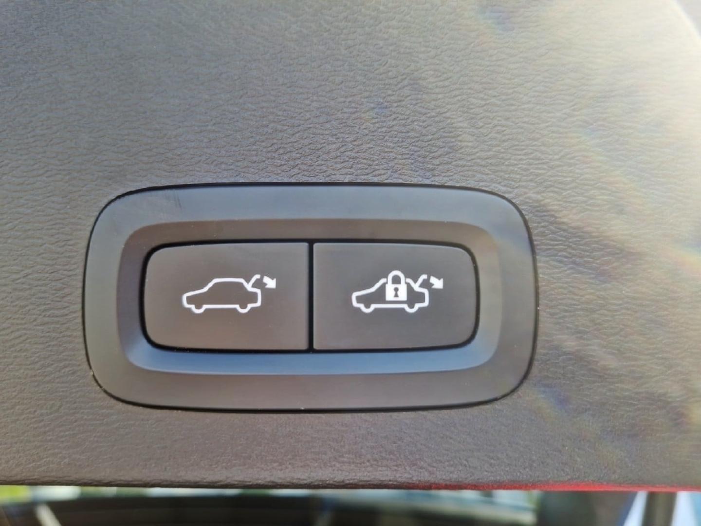 Image VOLVO XC40 B4 197ch Ultimate DCT 7