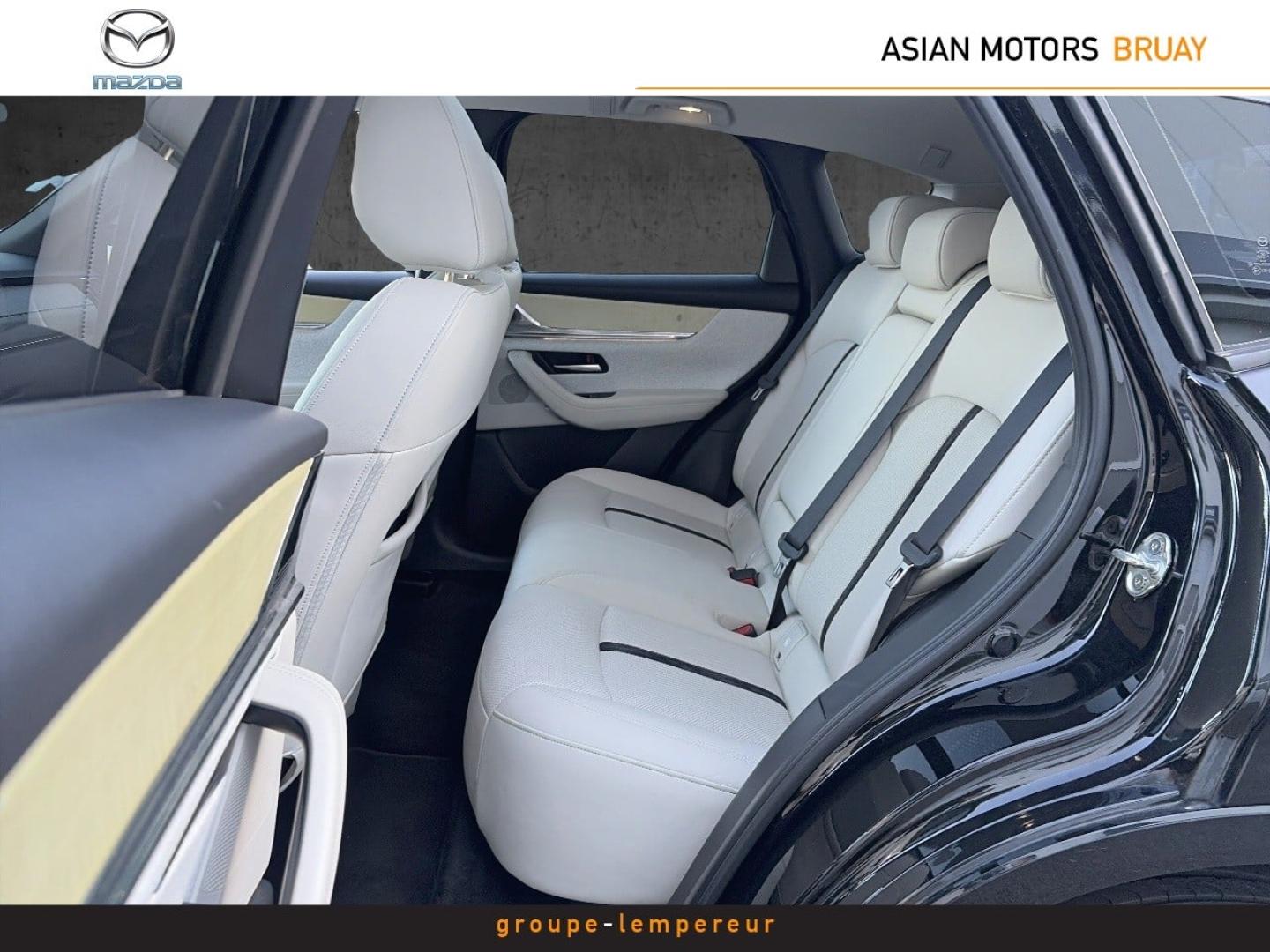 Image MAZDA CX-60 3.3 e-SKYACTIV D 200ch Takumi 4x2 BVA8 2023