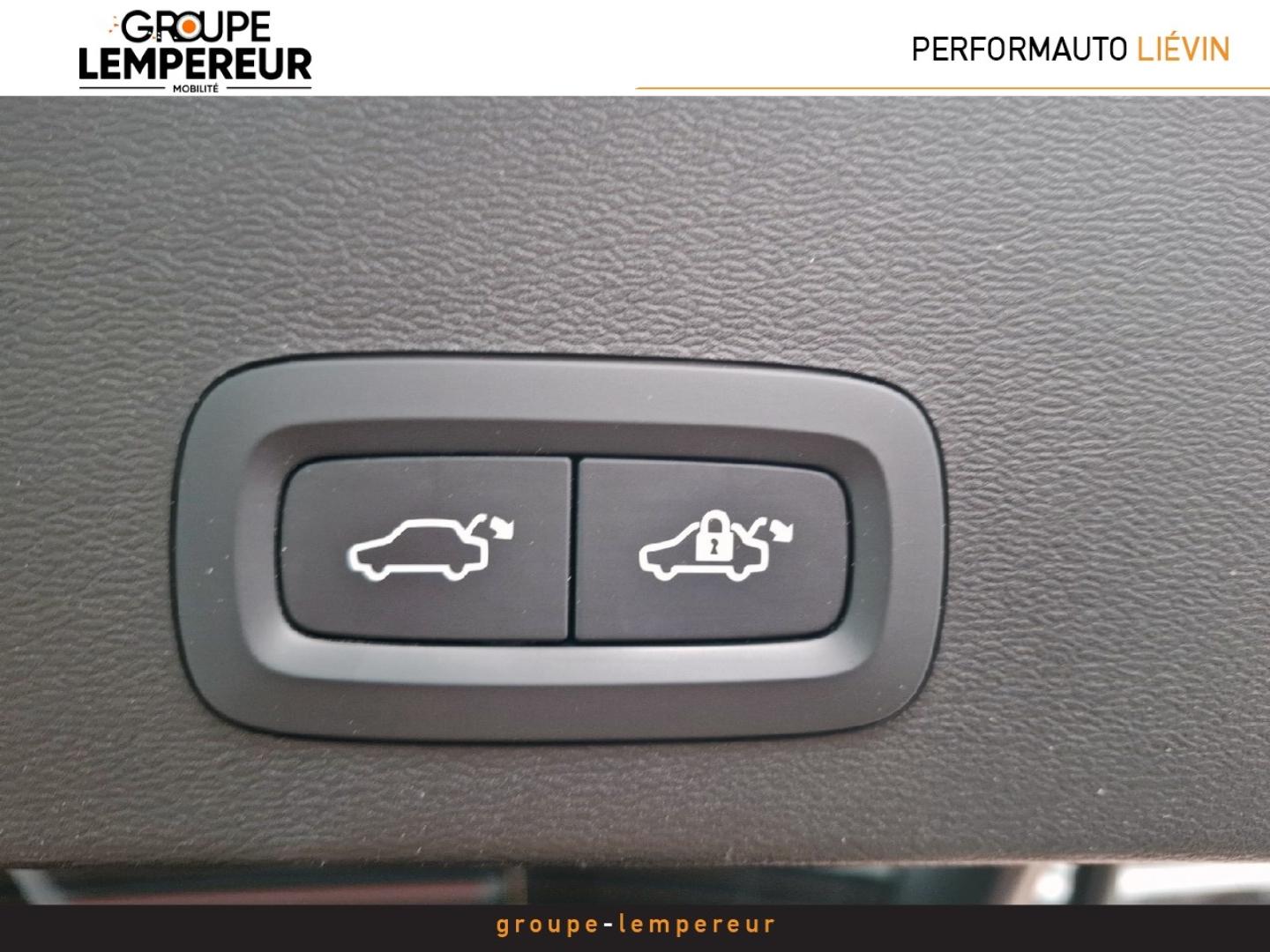 Image VOLVO XC40 B3 163ch Plus DCT 7