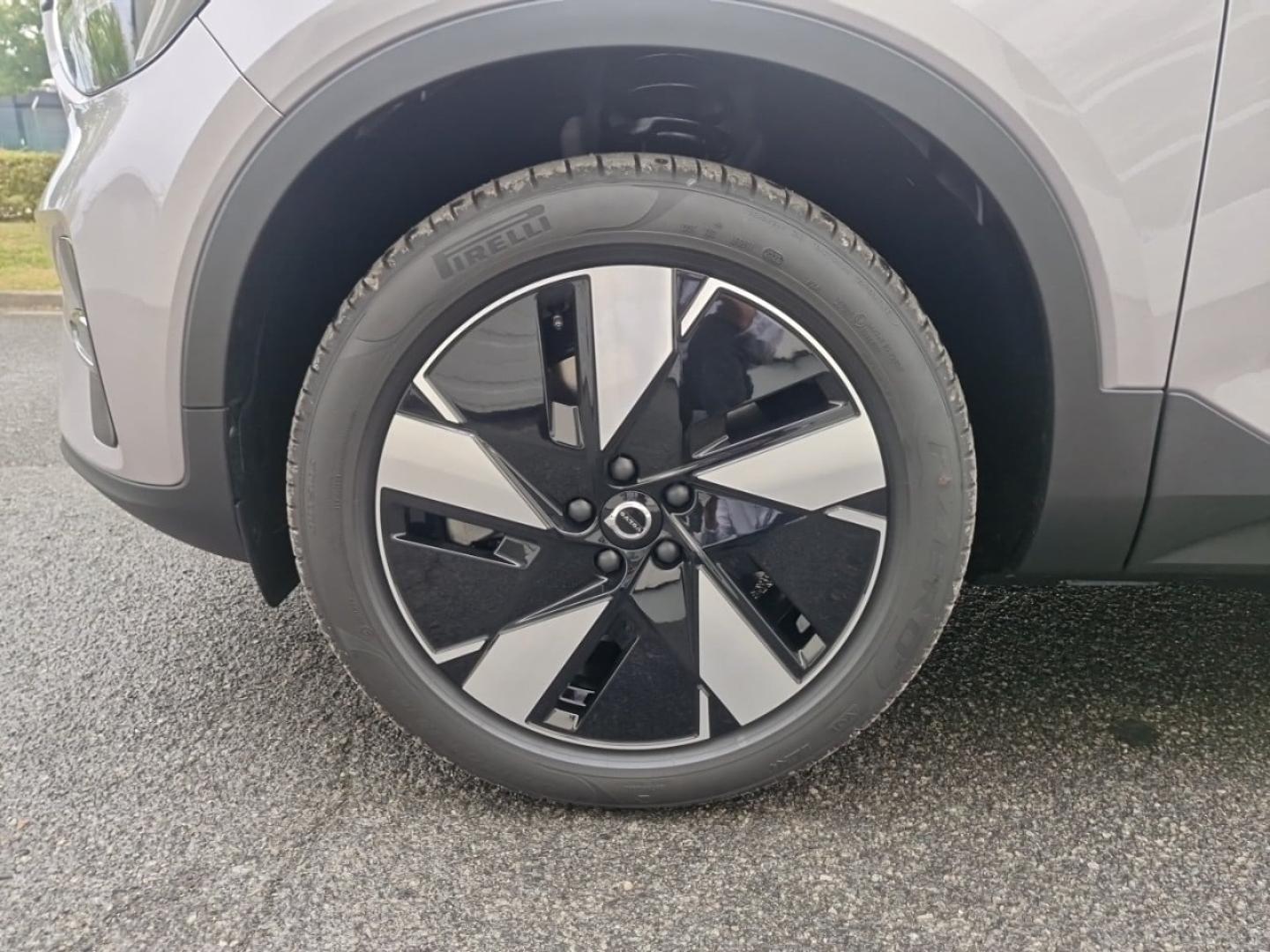 Image VOLVO EX40 Single Extended Range 252ch Lounge Edition