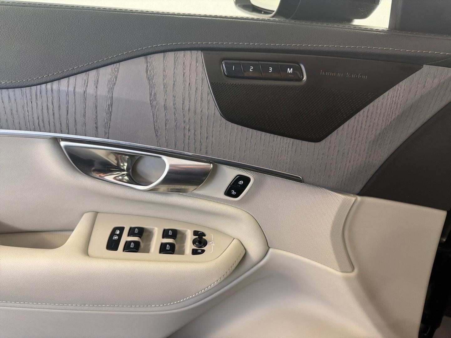 Image VOLVO XC90 T8 AWD 310 + 145ch Ultra Style Dark Geartronic