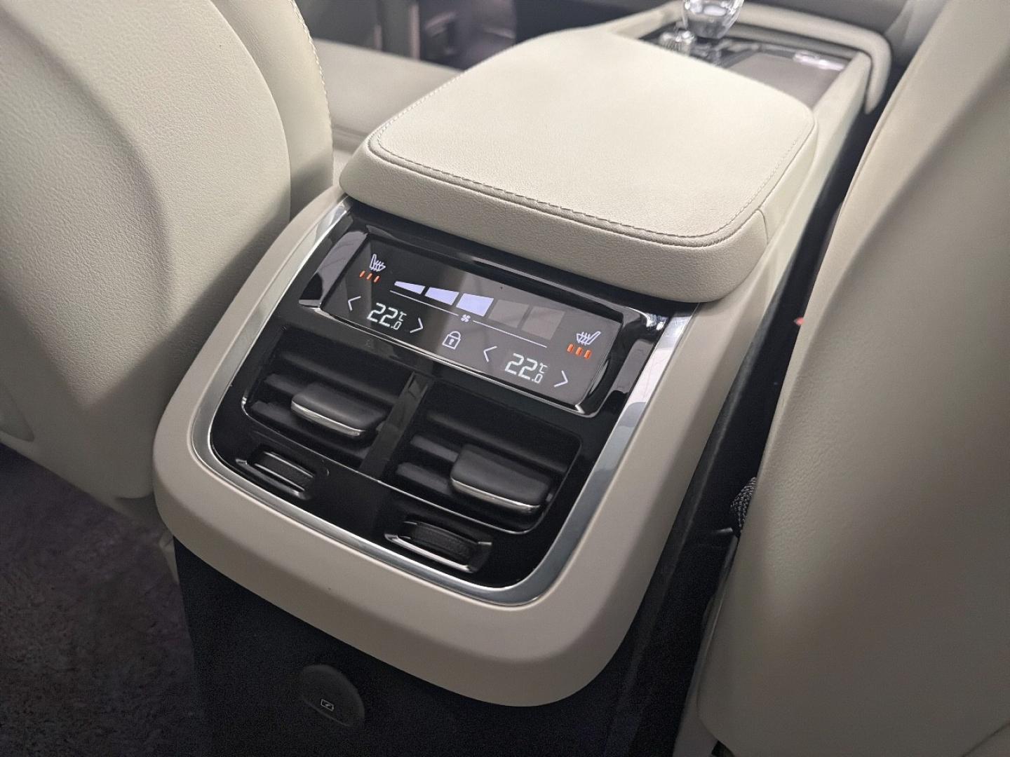 Image VOLVO XC90 T8 AWD 310 + 145ch Ultra Style Dark Geartronic