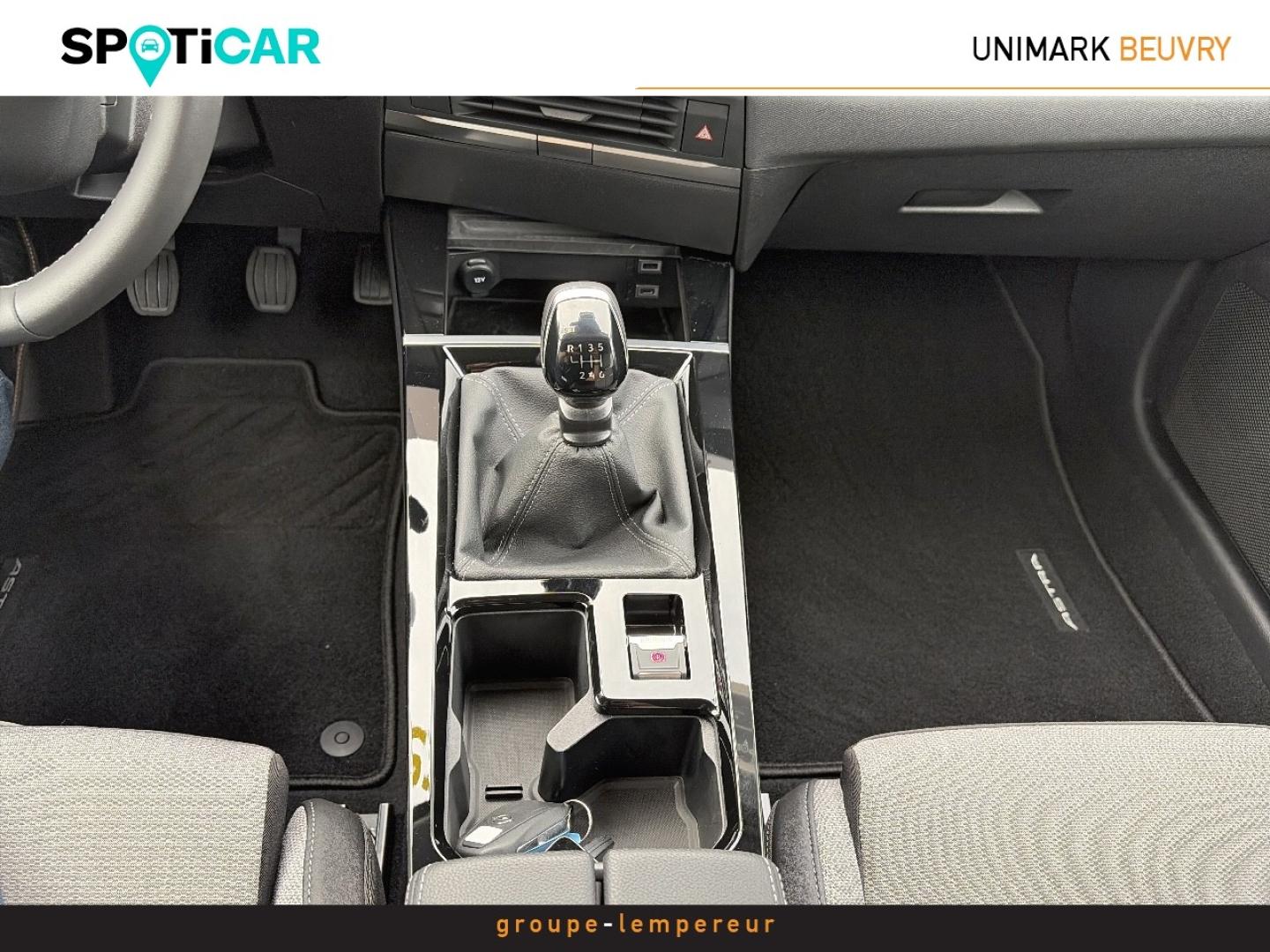 Image OPEL Astra 1.2 Turbo 130ch Elegance Business