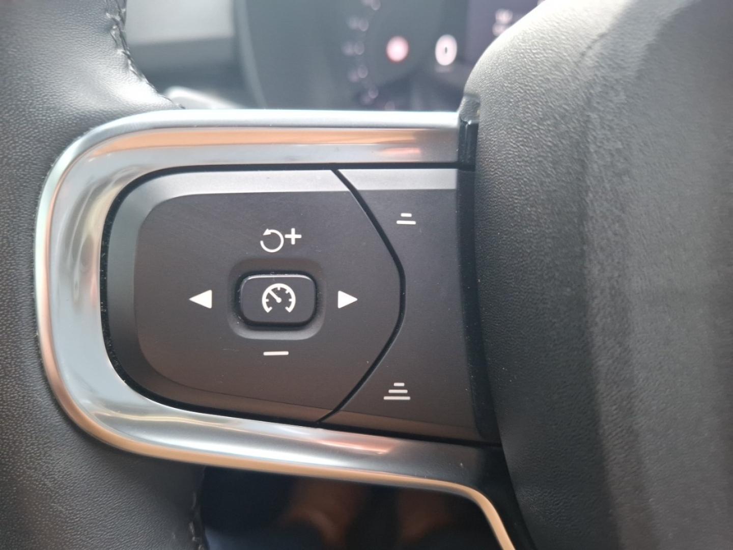 Image VOLVO XC40 B3 163ch Plus DCT 7