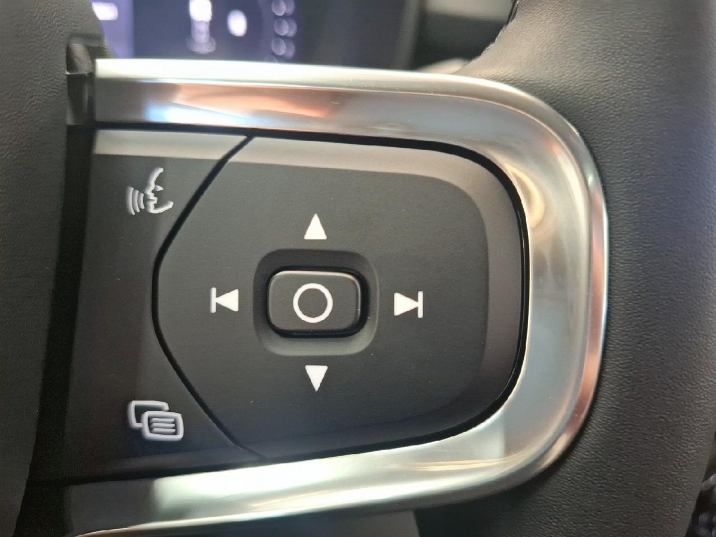 Image VOLVO XC40 B3 163ch Lounge Edition DCT 7