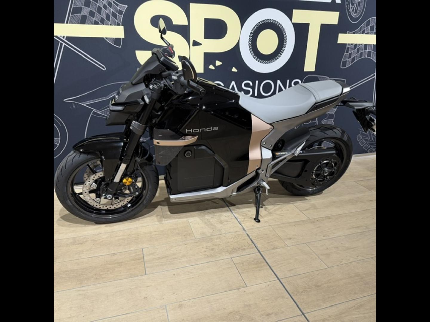 Image HONDA WN7 WN7 Electrique 18kW
