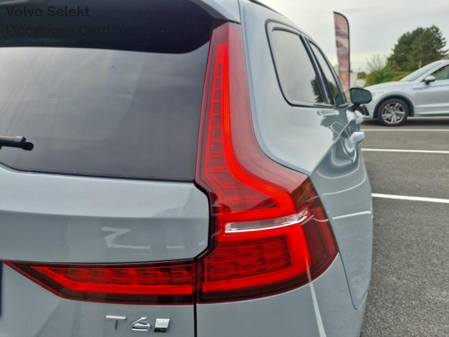 Image VOLVO V60 T6 AWD 253+145ch Plus Style Dark Geartronic 8