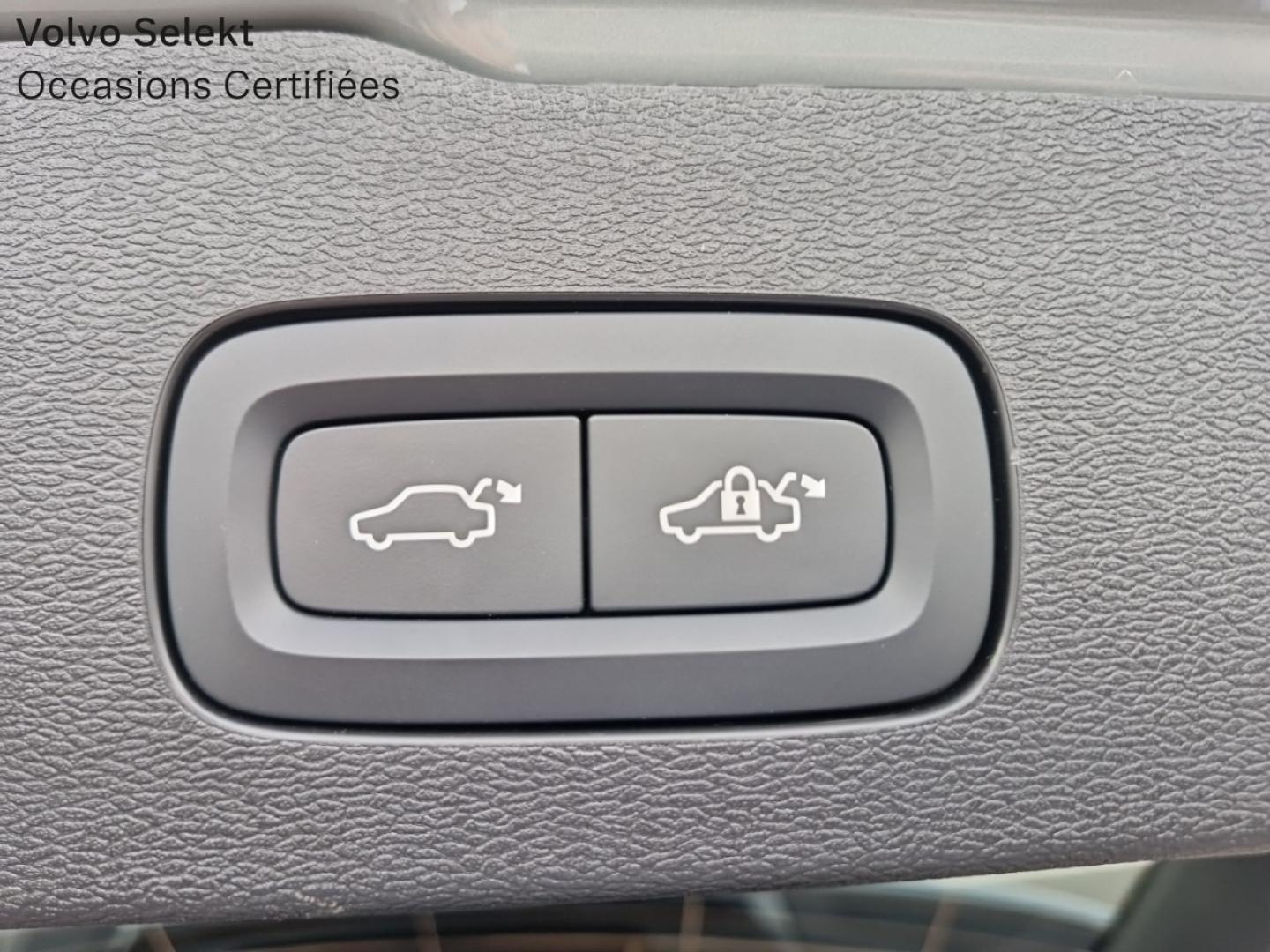 Image VOLVO V60 T6 AWD 253+145ch Plus Style Dark Geartronic 8