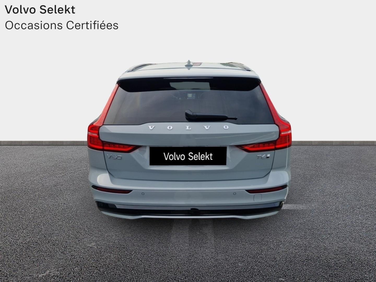 Image VOLVO V60 T6 AWD 253+145ch Plus Style Dark Geartronic 8