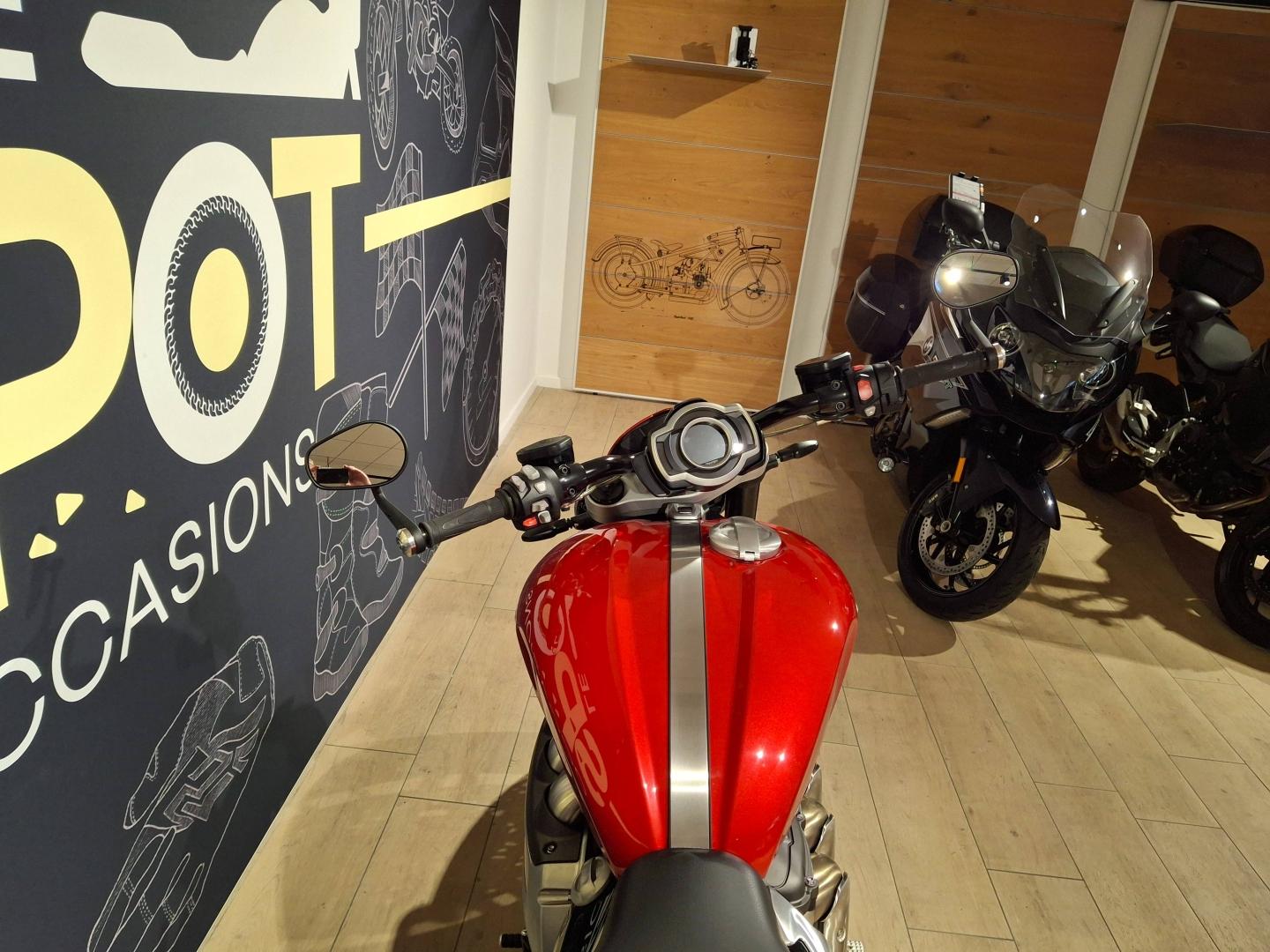 Image TRIUMPH Rocket III Rocket III 2500 R