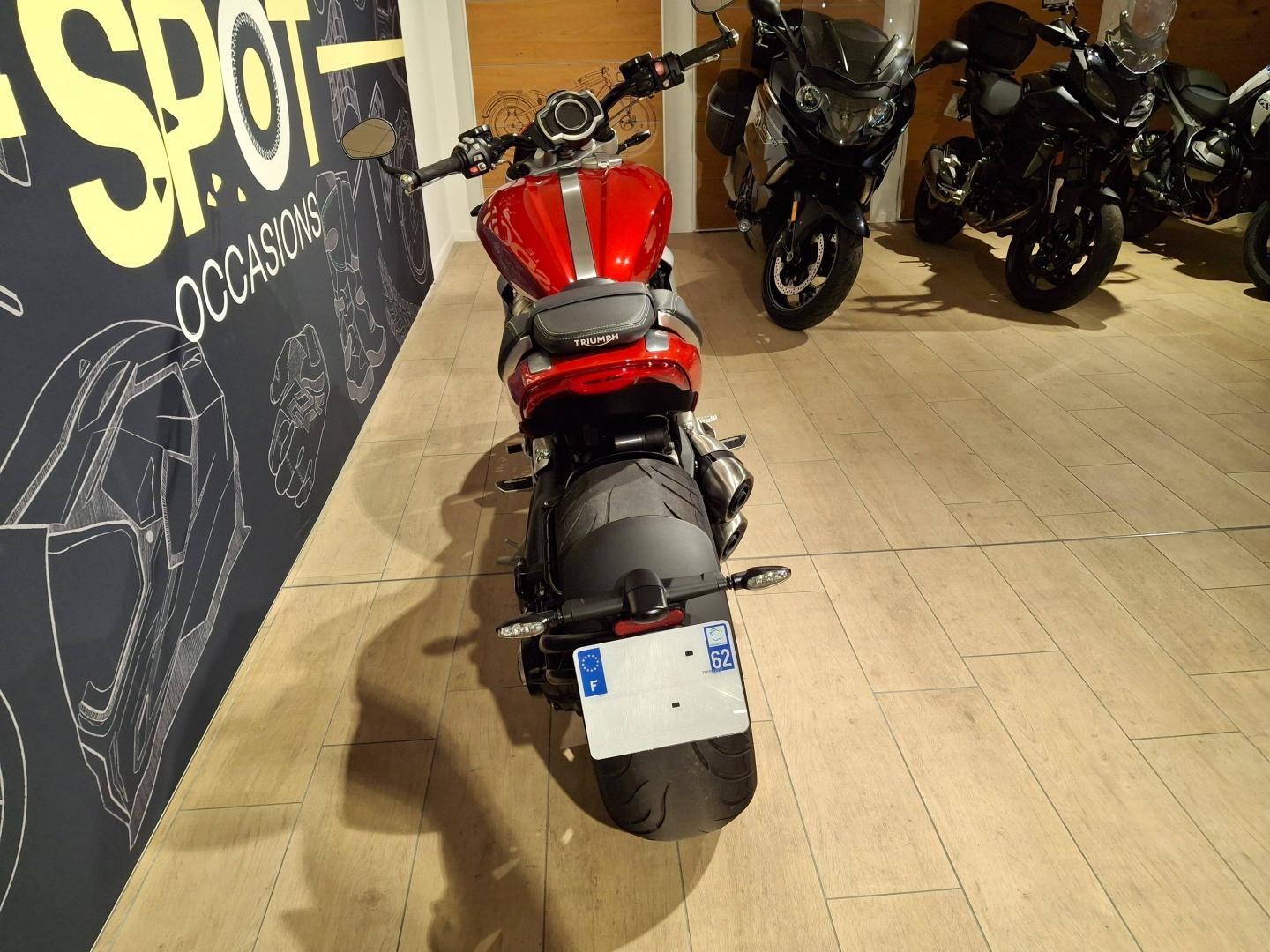 Image TRIUMPH Rocket III Rocket III 2500 R