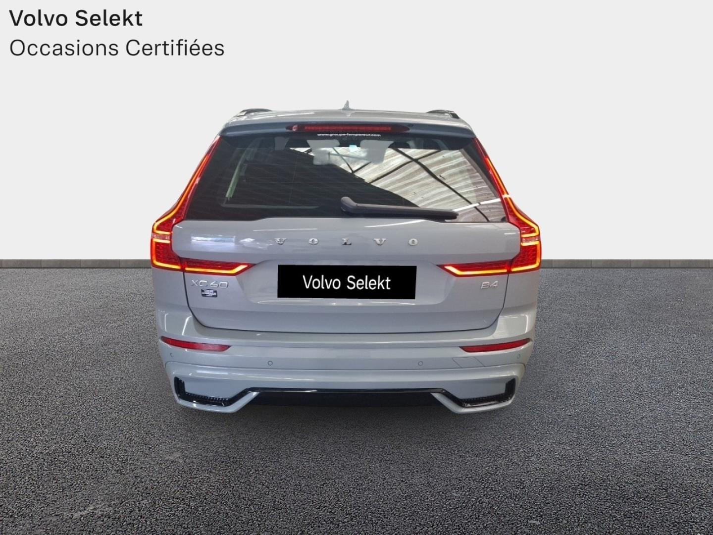 Image VOLVO XC60 B4 197ch Plus Style Dark Geartronic