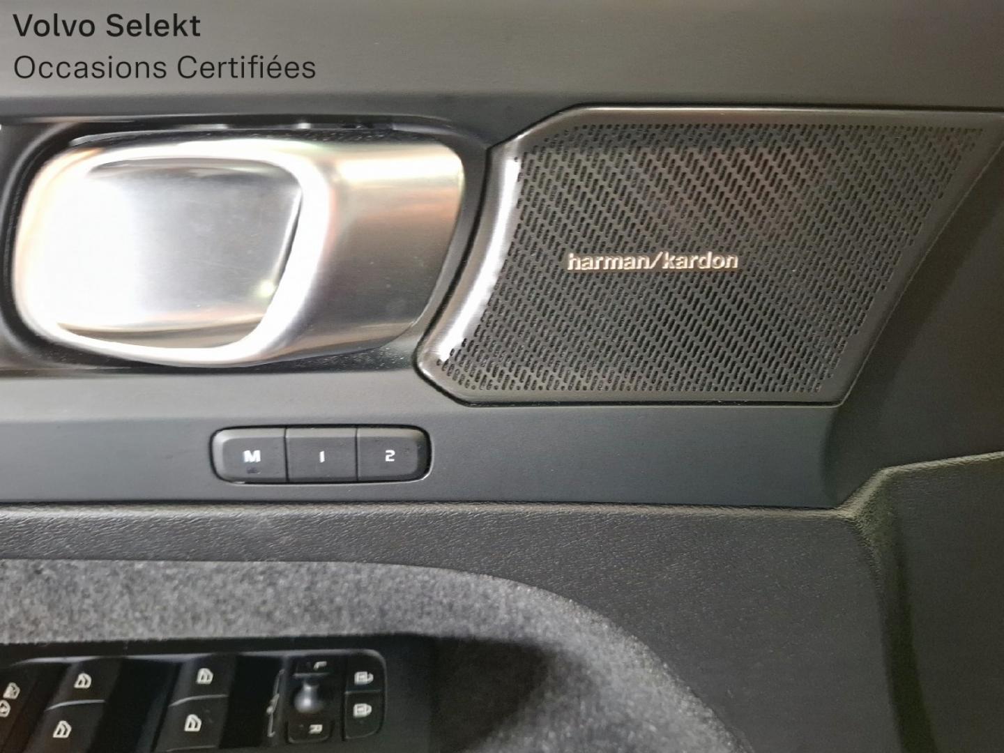 Image VOLVO XC40 B3 163ch Ultra DCT 7