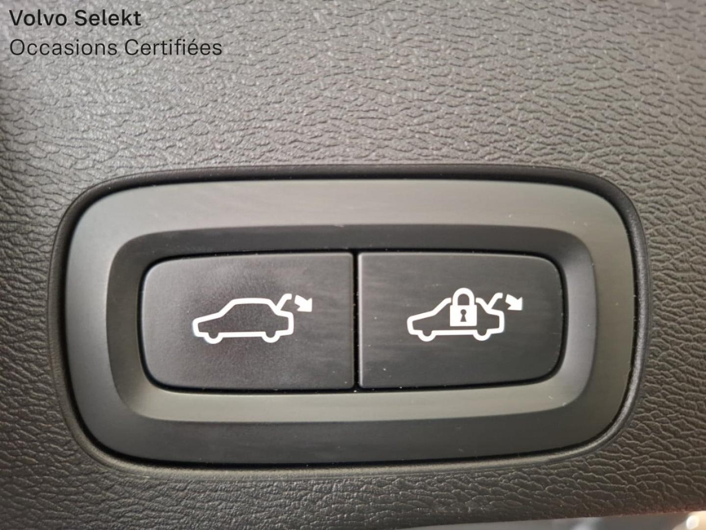 Image VOLVO XC60 T8 Twin Engine 303 + 87ch Inscription Luxe Geartronic