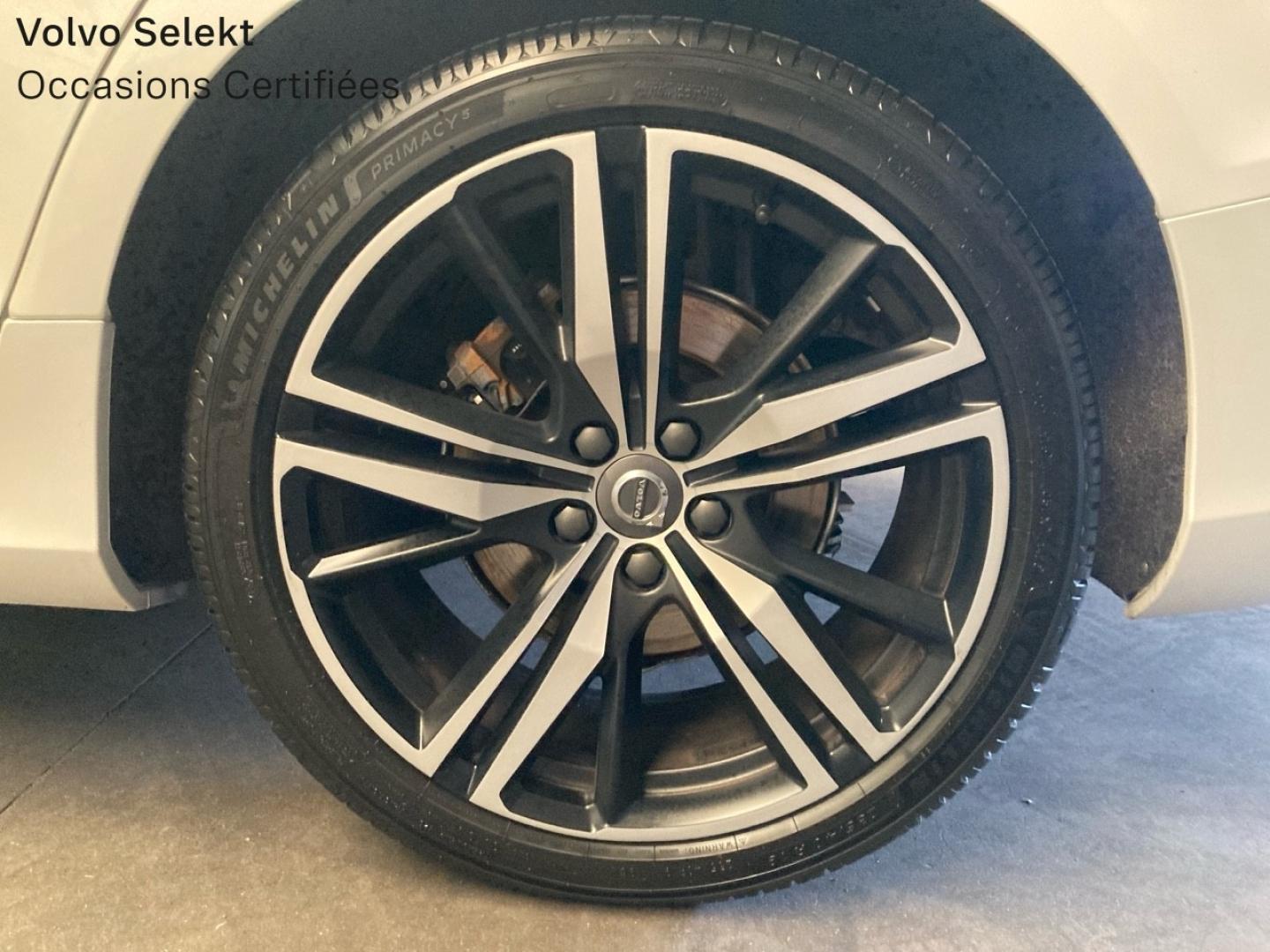 Image VOLVO V60 B4 197ch R-Design Geartronic 8