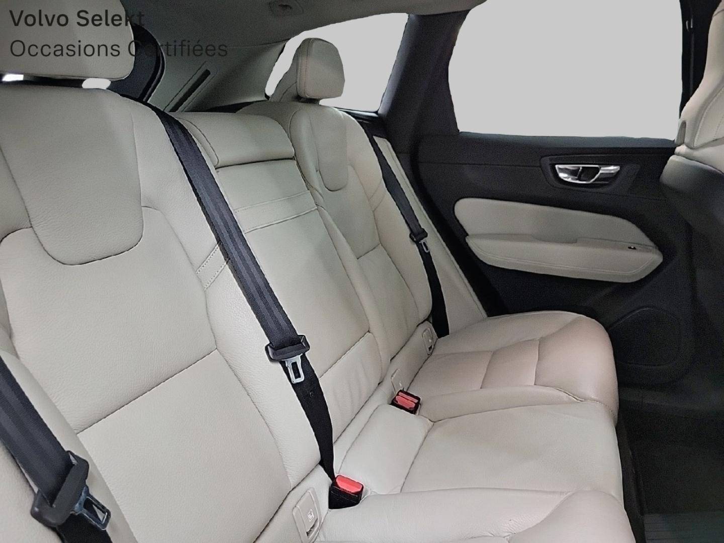 Image VOLVO XC60 T8 Twin Engine 303 + 87ch Inscription Luxe Geartronic