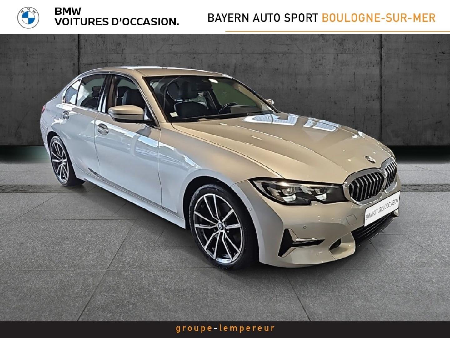 Photo BMW Série 3 320iA 184ch Luxury