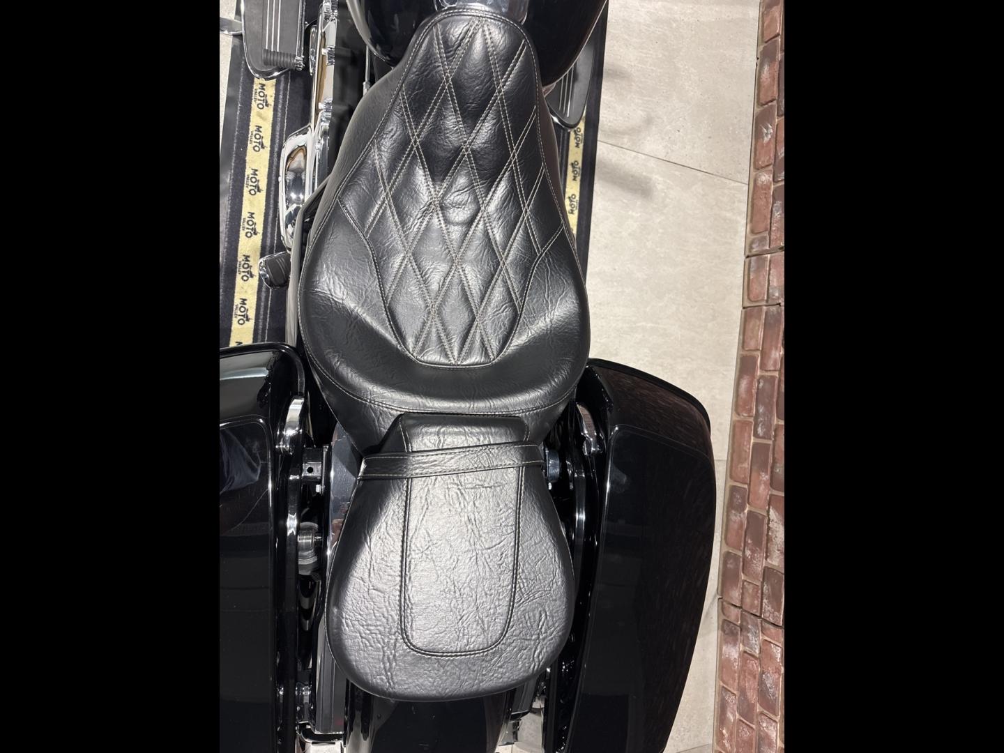 Image HARLEY-DAVIDSON Street Glide Street Glide Special 1745 Noir ABS 2017