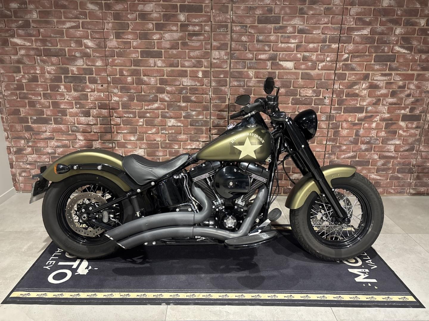 Photo HARLEY-DAVIDSON Softail Slim S Softail Slim S 1800 Couleur ABS 2016