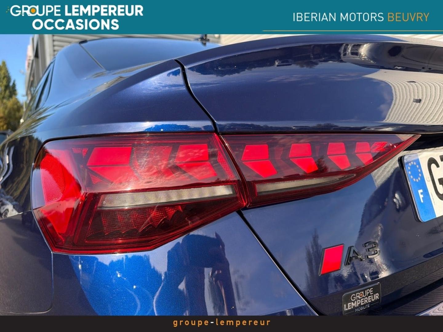 Image AUDI A3 Berline 35 TFSI 150ch Mild Hybrid S line S tronic 7