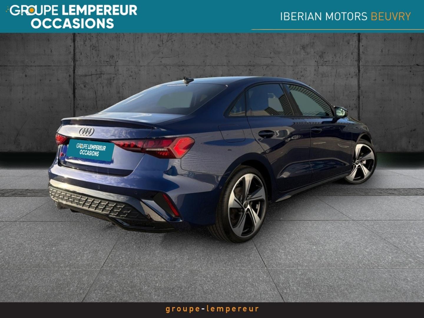 Image AUDI A3 Berline 35 TFSI 150ch Mild Hybrid S line S tronic 7