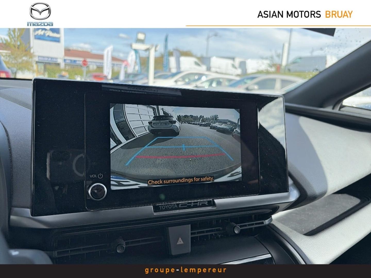 Image TOYOTA C-HR 1.8 Hybride 140ch Design MY25