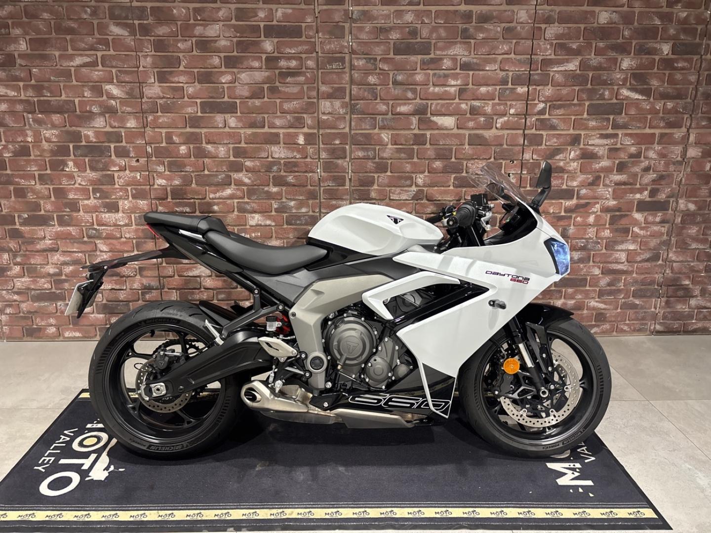 Image TRIUMPH Daytona Daytona 660