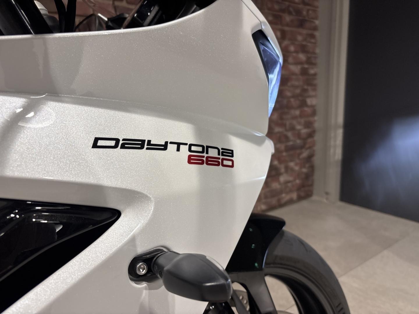 Image TRIUMPH Daytona Daytona 660