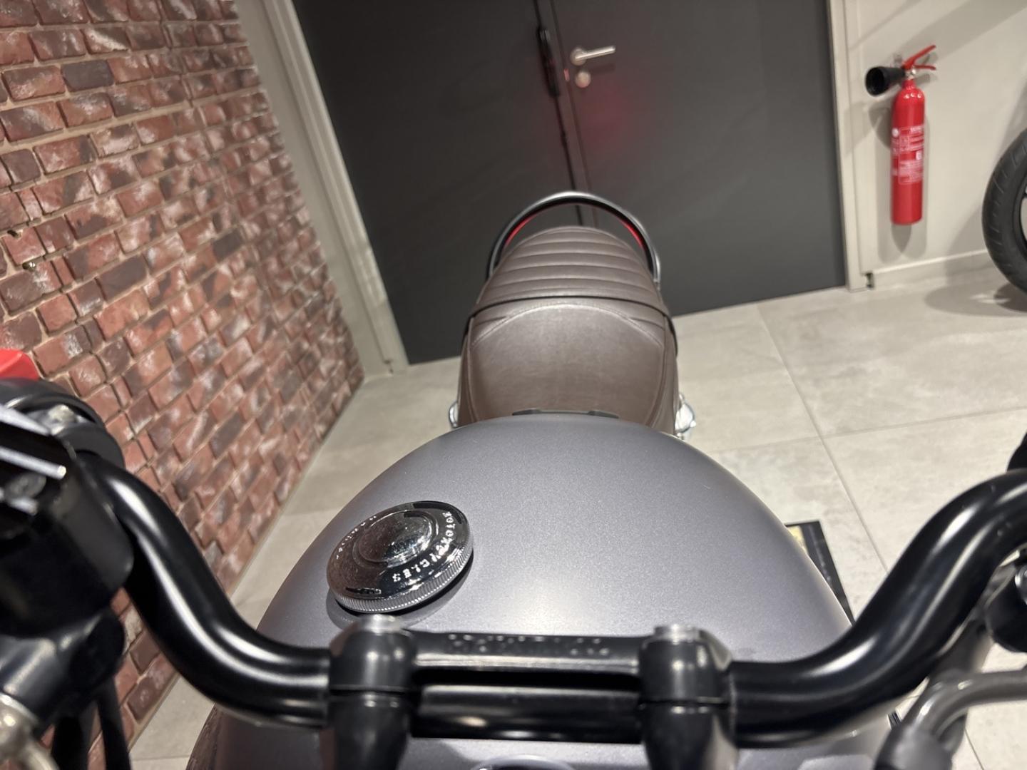 Image TRIUMPH Bonneville Bonneville T120 1200 Black ABS
