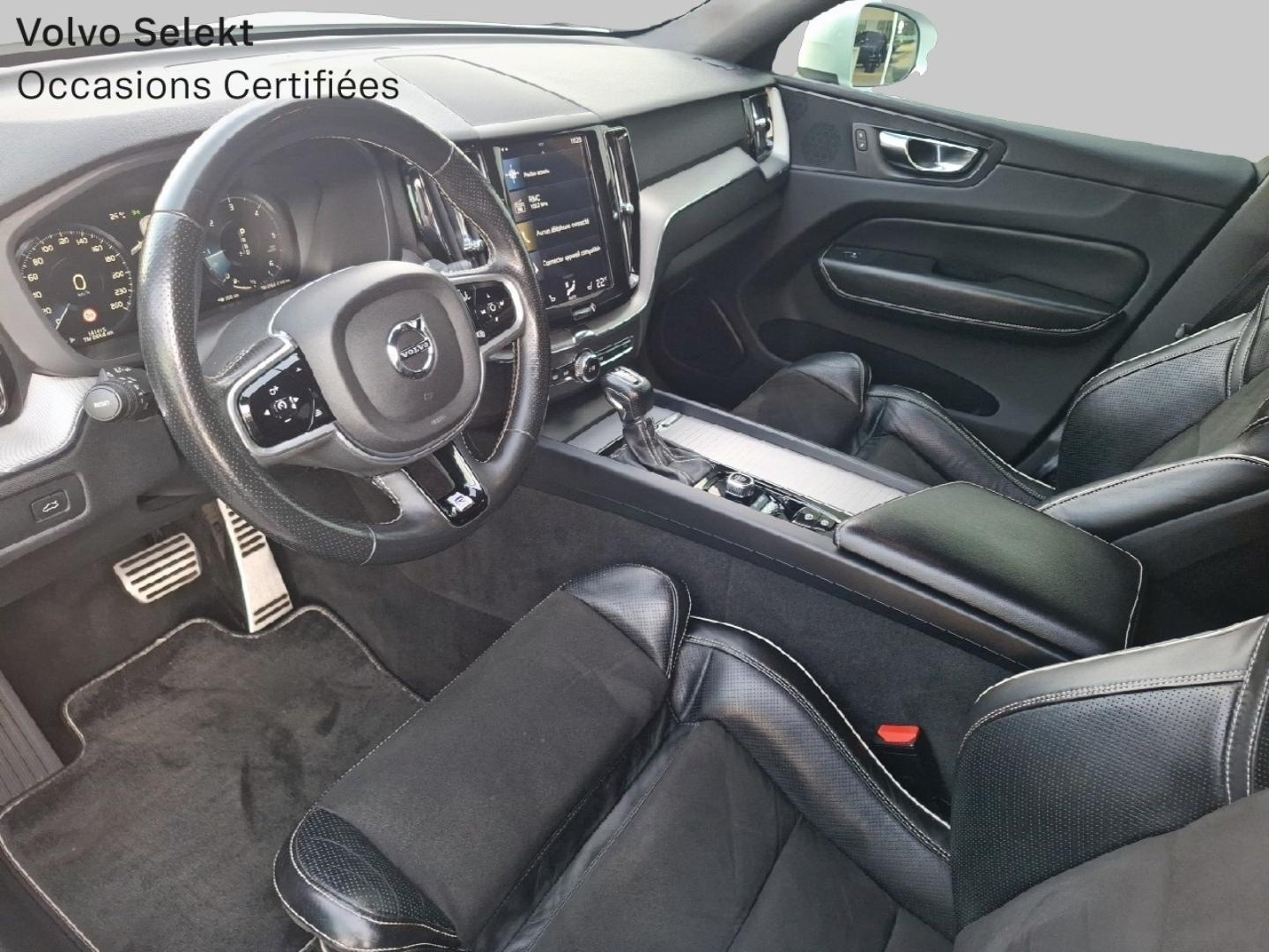 Image VOLVO XC60 D4 AdBlue AWD 190ch R-Design Geartronic