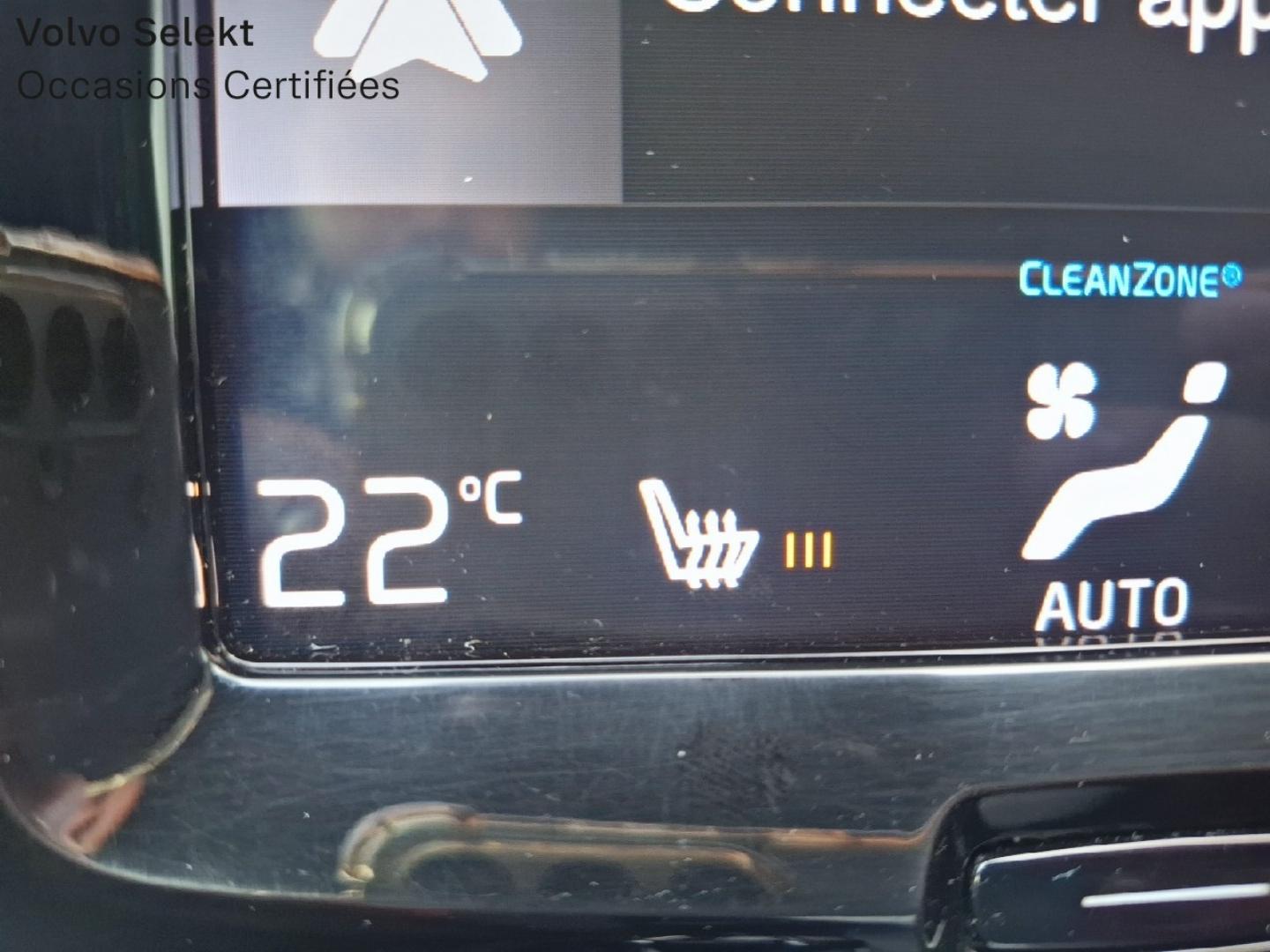 Image VOLVO XC60 D4 AdBlue AWD 190ch R-Design Geartronic