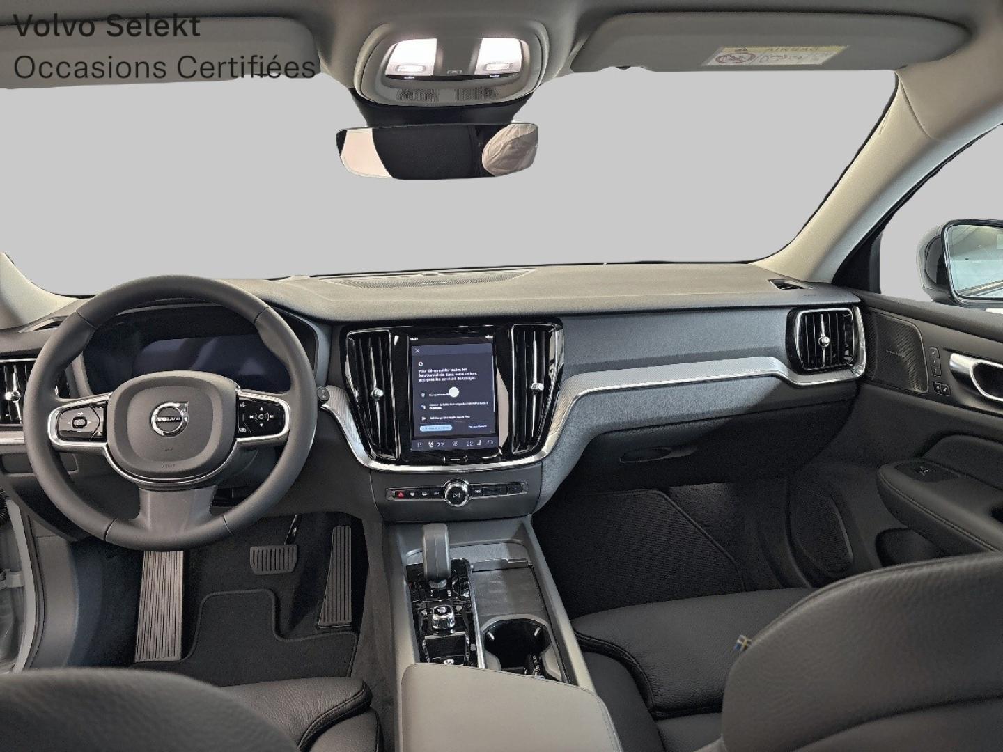 Image VOLVO V60 B4 197ch Plus Style Dark DCT 7