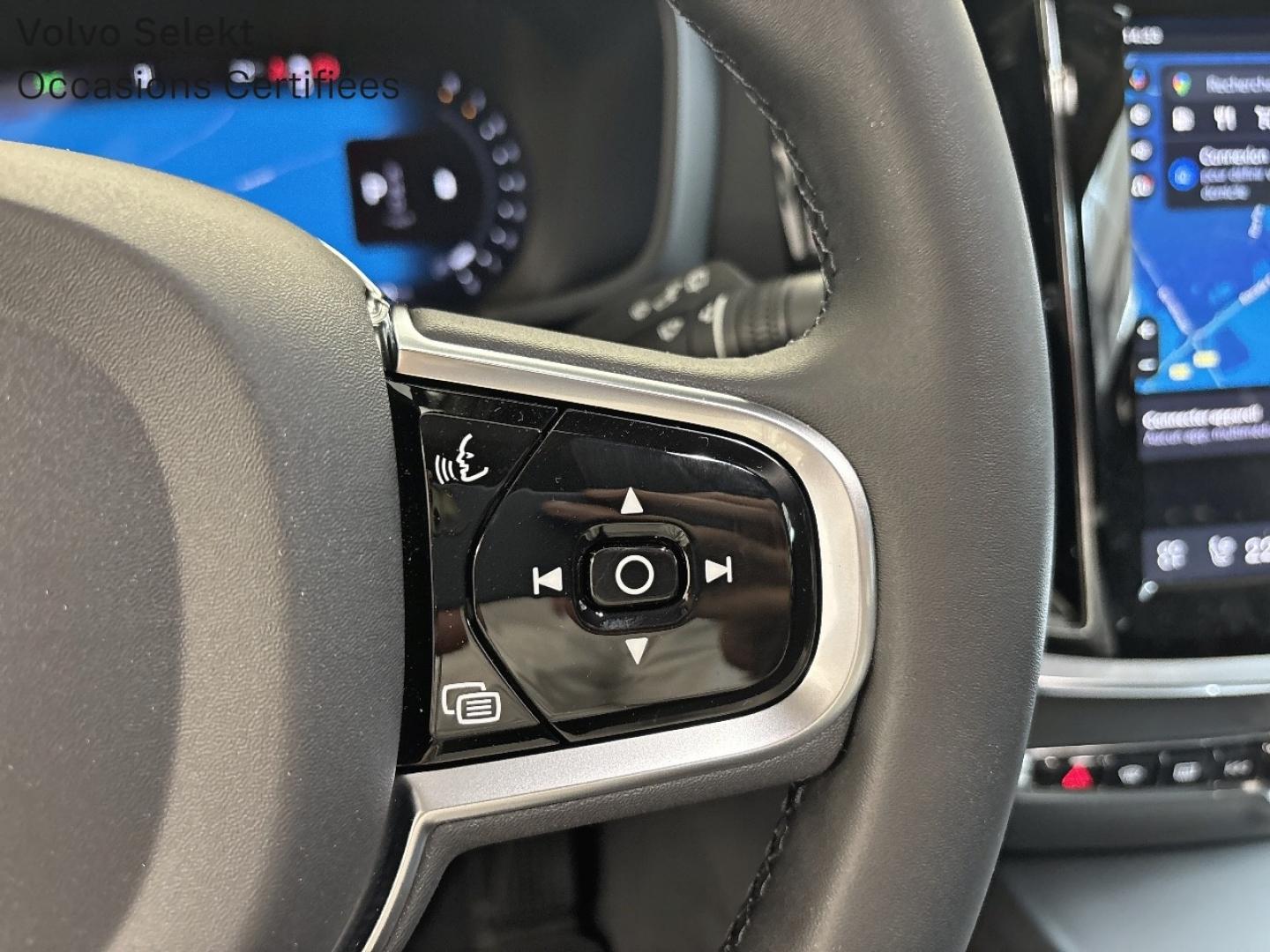 Image VOLVO V60 B4 197ch Plus Style Dark DCT 7